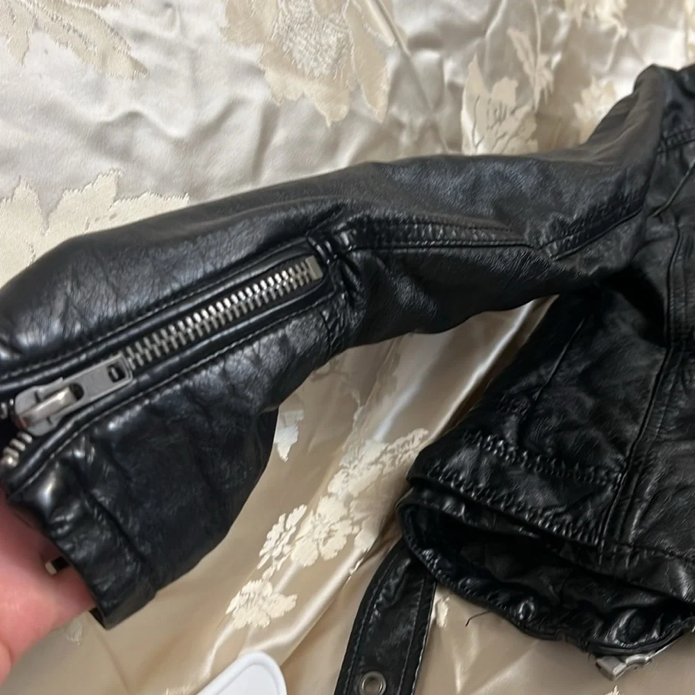 FREE PEOPLE LEATHER JACKET BLACK CUTE SIZE S VEGAN LEATHER COAT JACKET